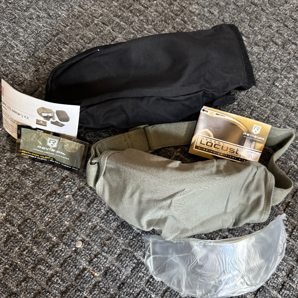 Revision Goggle System - NEW - Picture 3 of 5